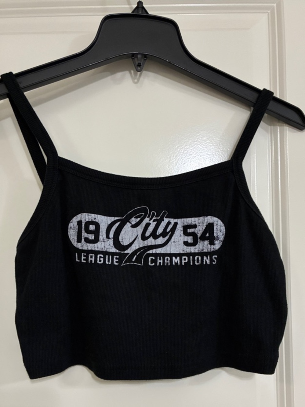 Forever 21 Black Ribbed Graphic Crop Tank